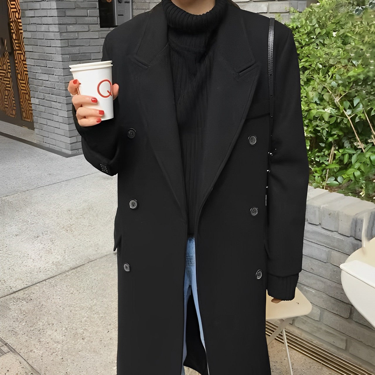 Alva - Klassischer langer Wollmantel mit Knopfleiste