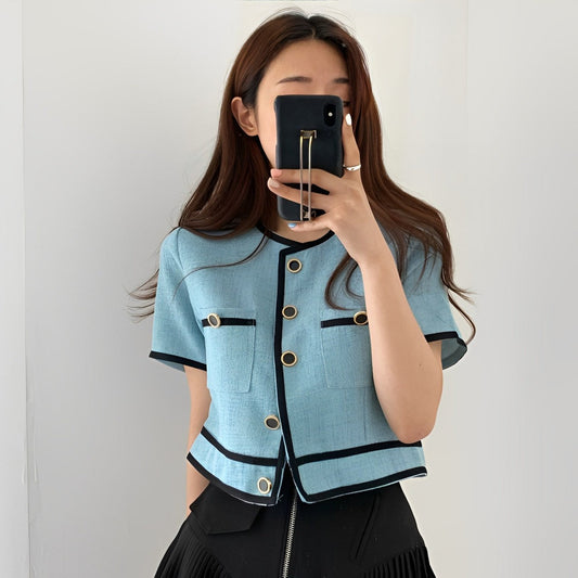 Alva - Stylischer Kurzmantel mit einreihigem Reverskragen