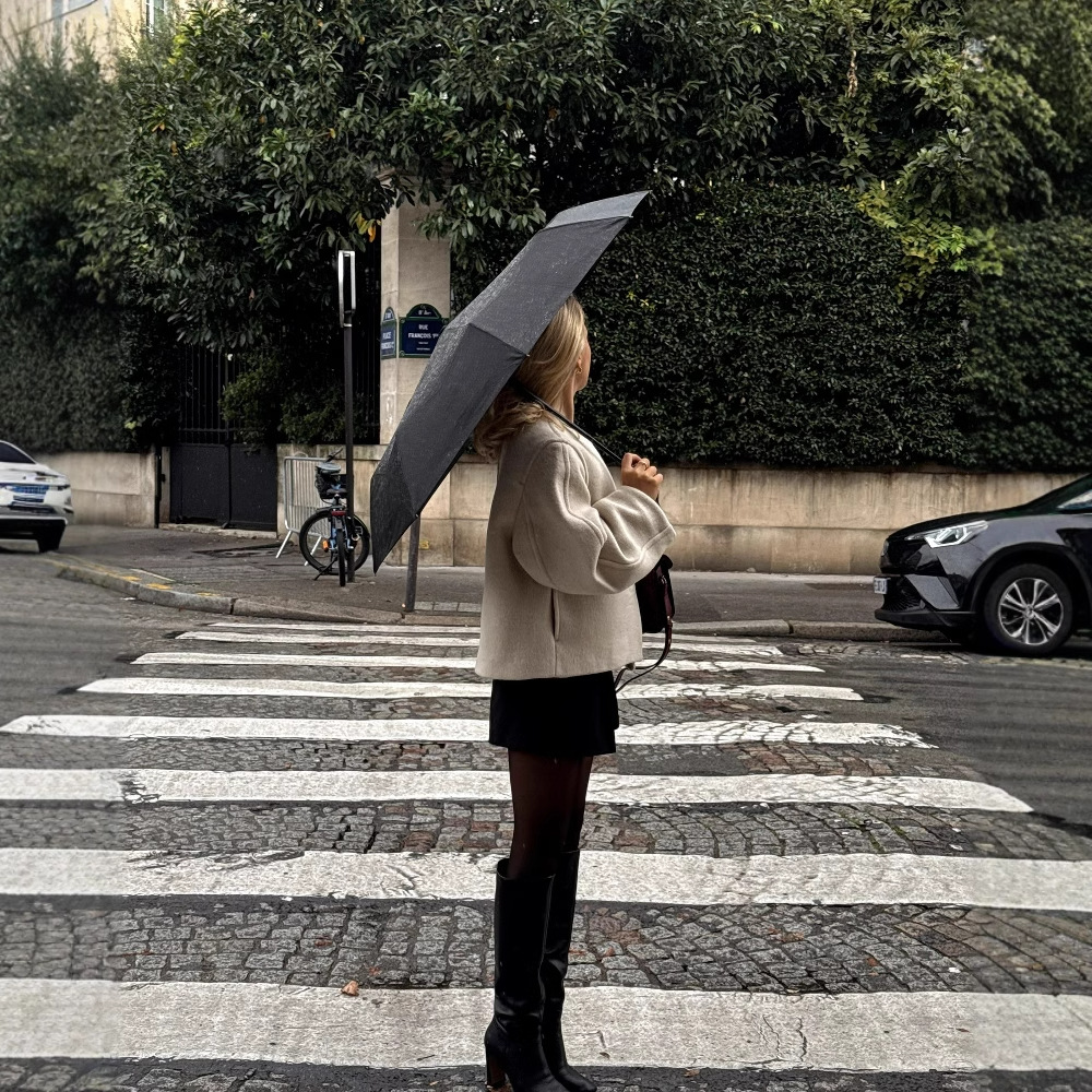 Amoura - Damen-Daunenjacke mit eckigem Kragen