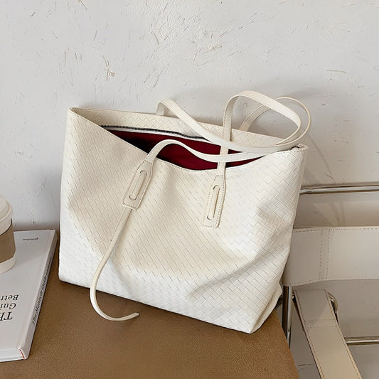 Alva - Geräumige Umhängetasche aus Netzstoff für den Alltag