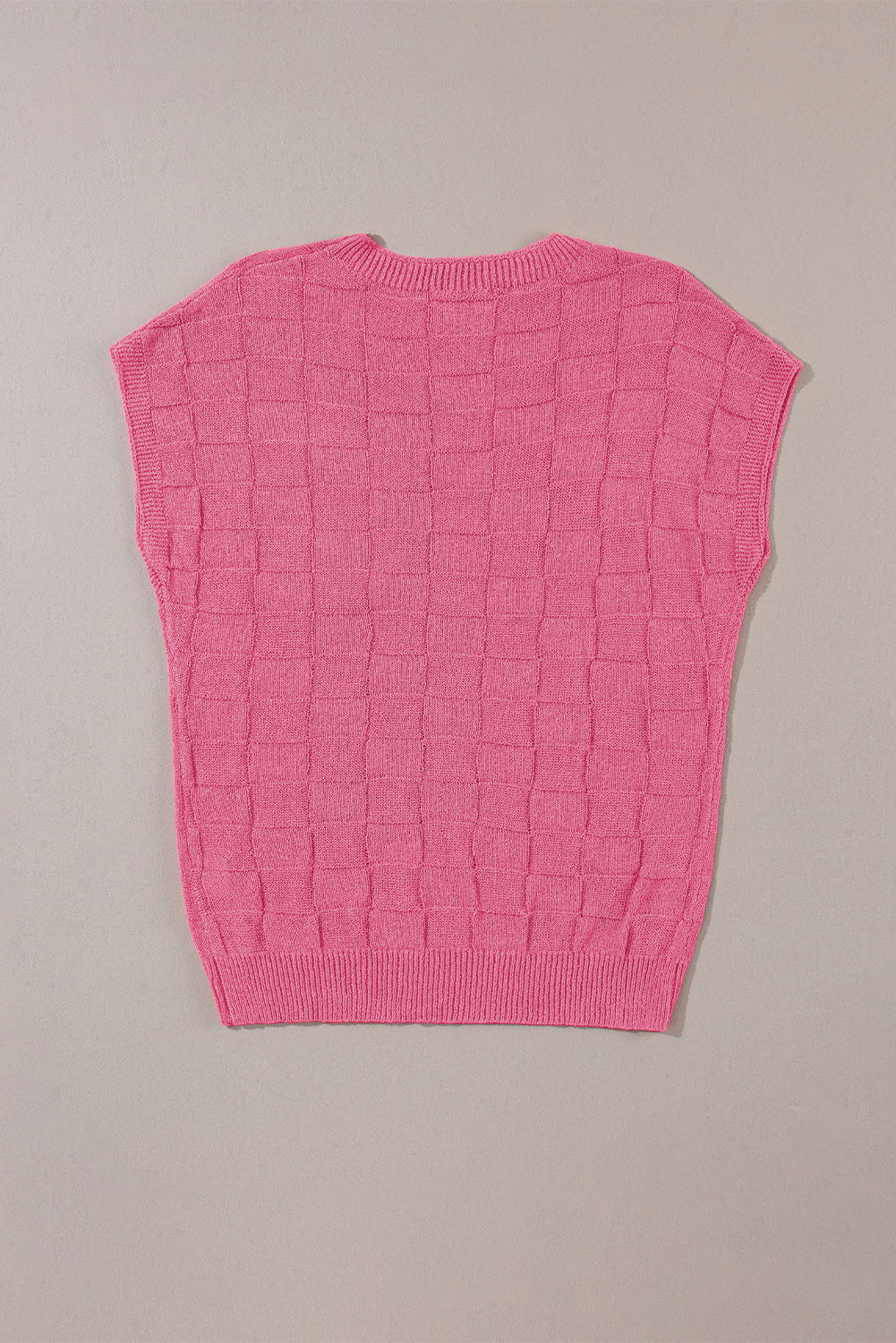 Rosafarbener Strickpullover Mit Kurzen Ärmeln Und Gitterstruktur