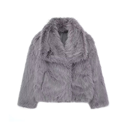 Olivia - WinterZauber Faux-Fur Mantel