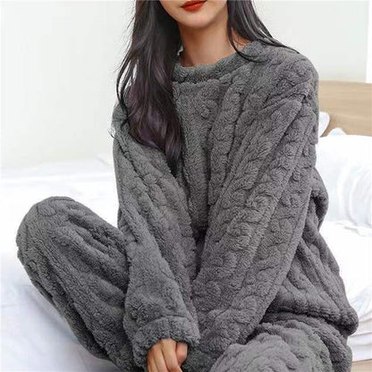 Angie – Kuscheliges Fleece-Pyjama-Set