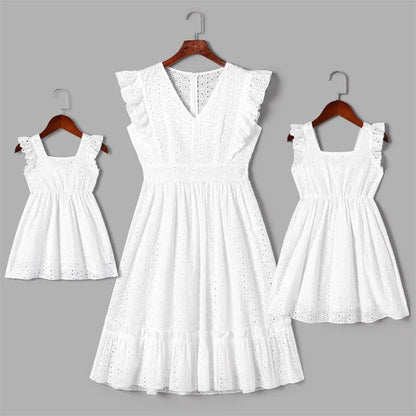 Amelie - Weißes Broderie Anglaise Kleid