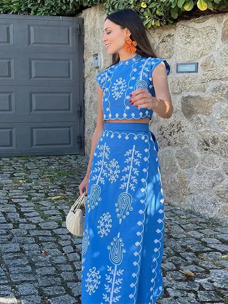 Alicia - Zweiteiliges besticktes Set