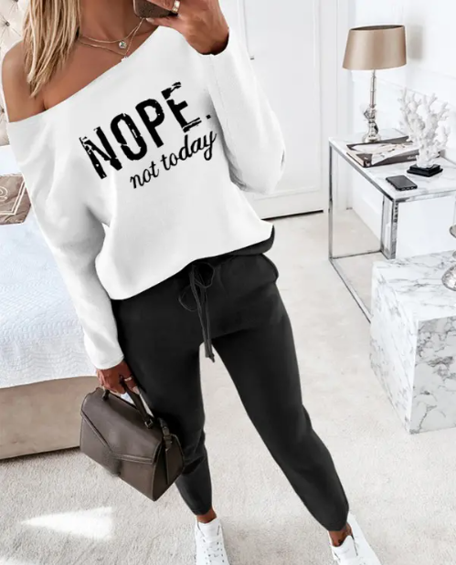 Heidi-Mode | Set aus Oberteil und Hose mit Aufdruck „Not Today“.