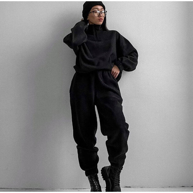 Heidi-Mode | Schwarzer Jogginganzug für Frauen