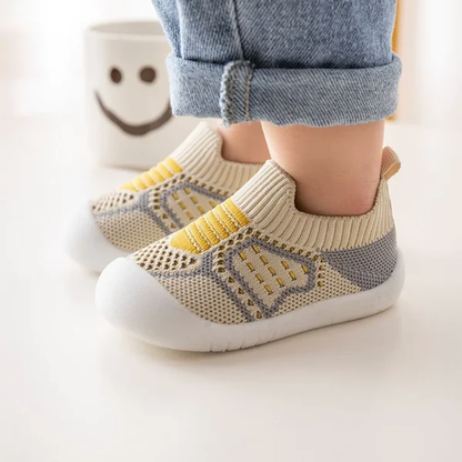 TinyTreadz: Rutschfeste Babyschuhsocken