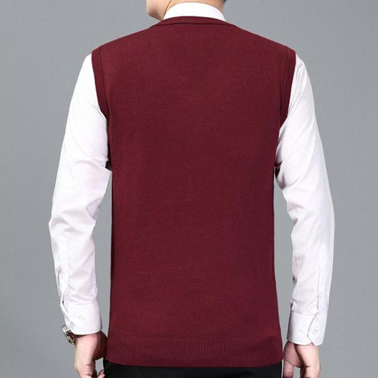 Roter Pullunder für Herren mit V-Ausschnitt